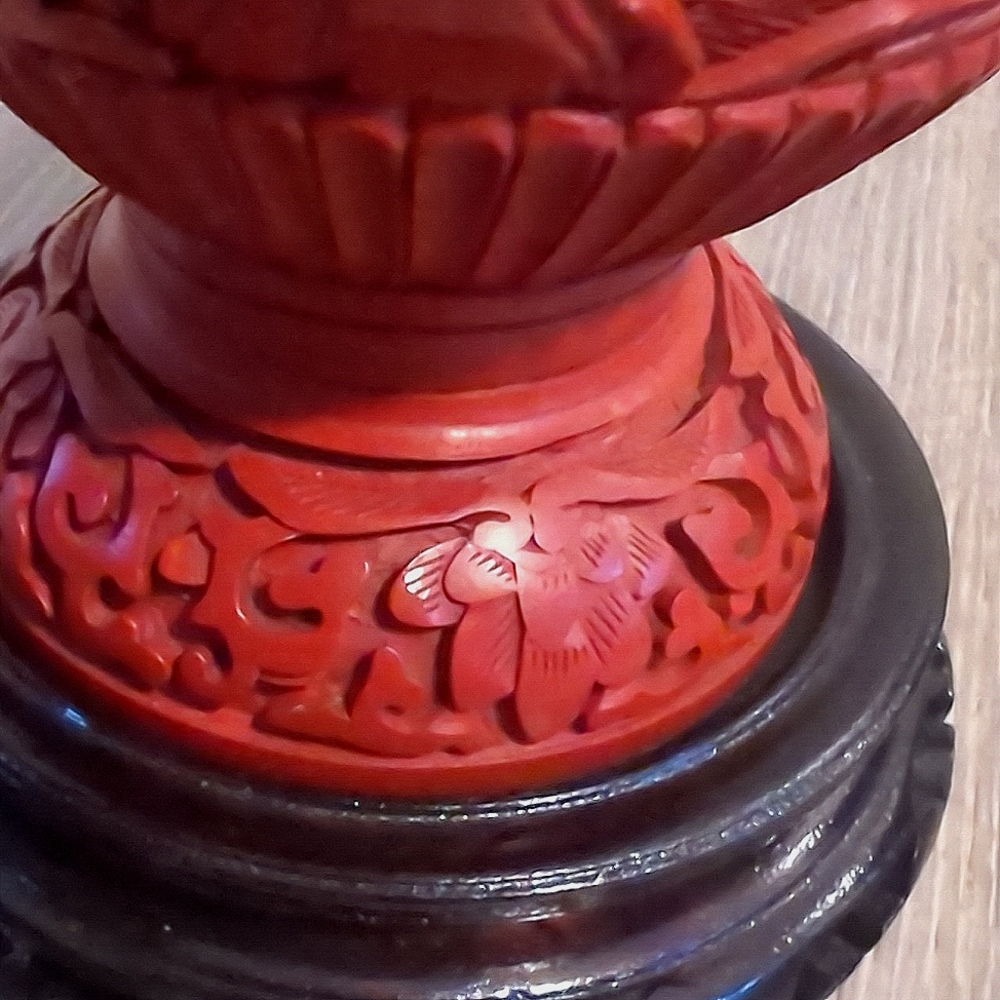 Vintage Chinese Cinnabar Carved Vase with Stand - Picture 7 of 9